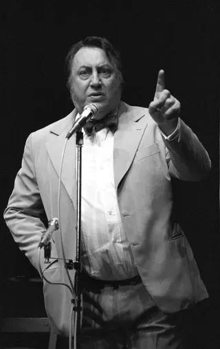Görsel: Philippe Roos from Strasbourg / CC BY-SA Raymond Devos