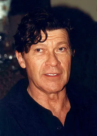 Görsel: Kingkongphoto & www.celebrity-photos.com from Laurel Maryland, USA / CC BY-SA Robbie Robertson