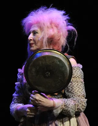 Rozina Cambos