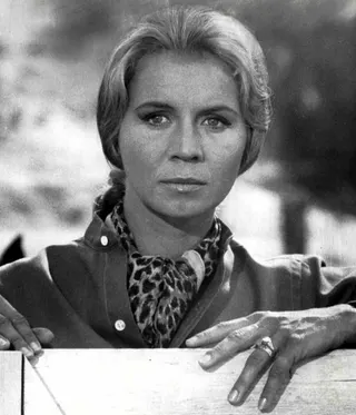 Salome Jens