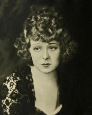Görsel: Photoplay magazine / Kamu malı Seena Owen