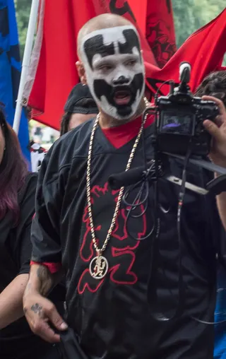 Shaggy 2 Dope
