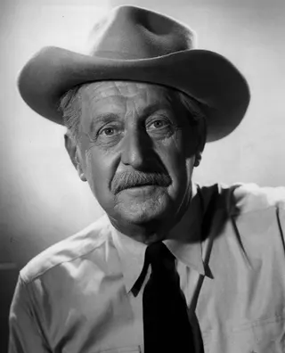 Görsel: Photographer-Ernest Bachrach / Kamu malı Stanley Andrews