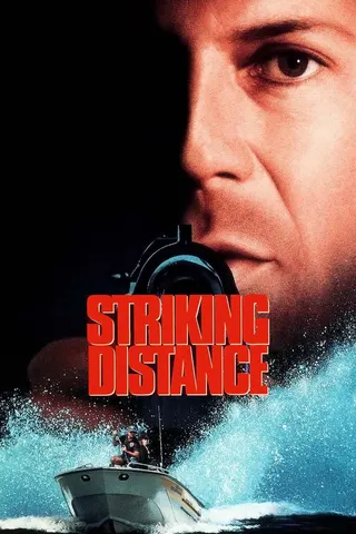 Görsel: TMDB Striking Distance afişi