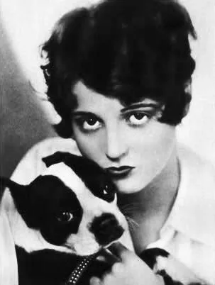 Görsel: Photoplay magazine / Kamu malı Sue Carol
