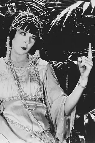 Görsel: TMDB The Perfect Flapper afişi