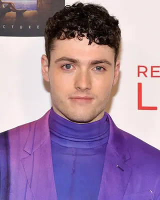 Tom Lewis