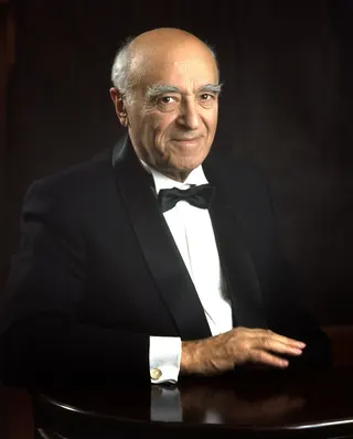 Vladimir Etuş