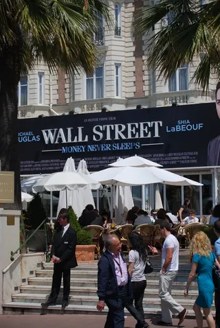 Wall Street: Money Never Sleeps afişi