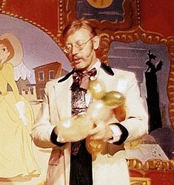 Görsel: Christopher C. DeSantis / Kamu malı Wally Boag