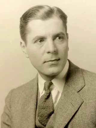 Görsel: Unknown authorUnknown author / Kamu malı Warner Baxter