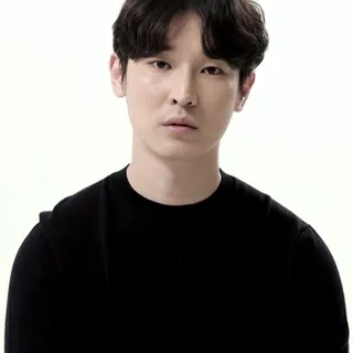 Görsel: Marie Claire Korea / CC BY Woo Ji-hyeon
