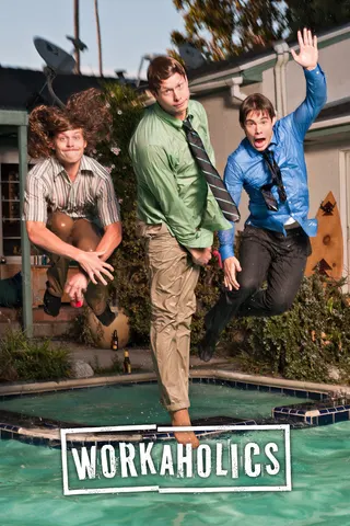 Görsel: TMDB Workaholics afişi